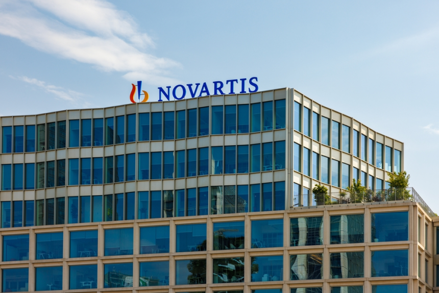 Novartis hebt Ergebnisprognose nach starkem Quartal an